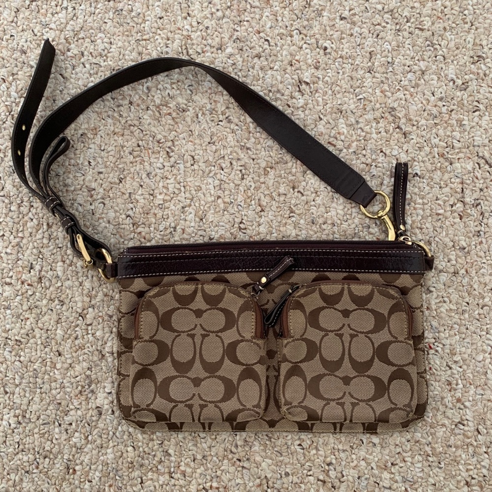 COACH Signature Fanny Pack Purse (Brown)